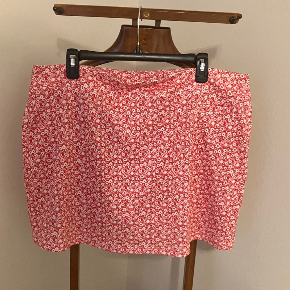 Pebble Beach Red Floral Mini Skirt